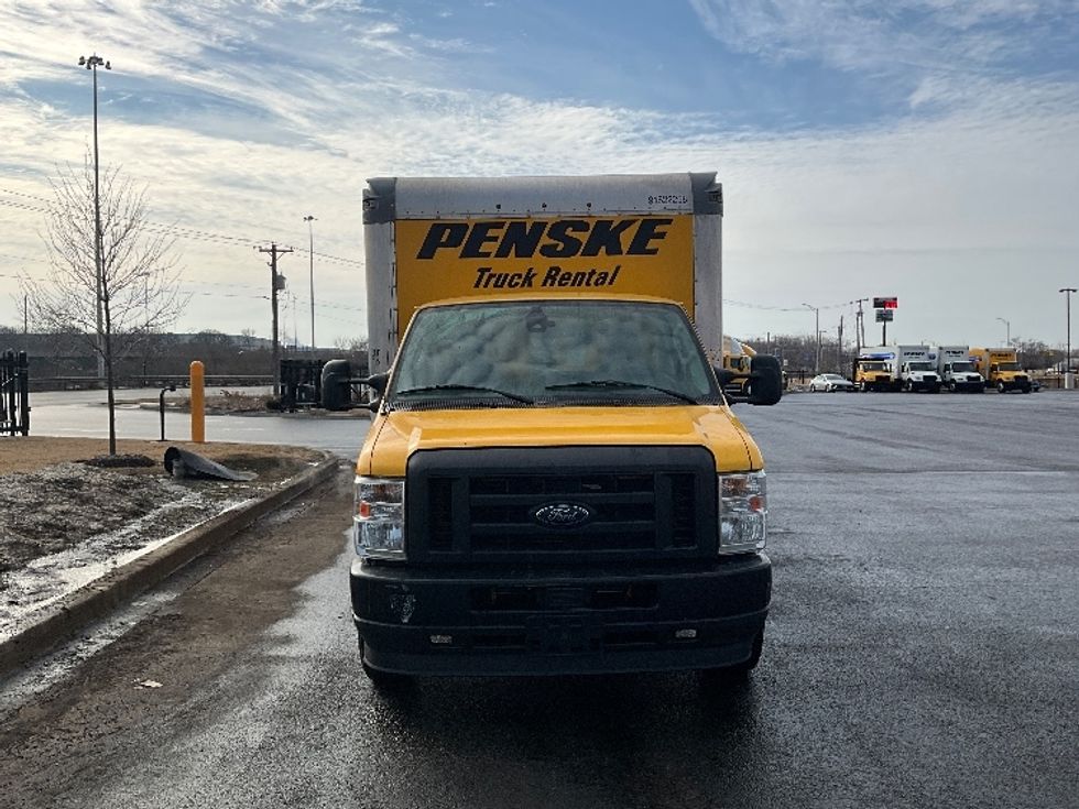 Light Duty Box Truck-Light and Medium Duty Trucks-Ford-2022-E350-East Chicago-IN-119,177\n\t\tmiles-$ 25,250 - Image 2