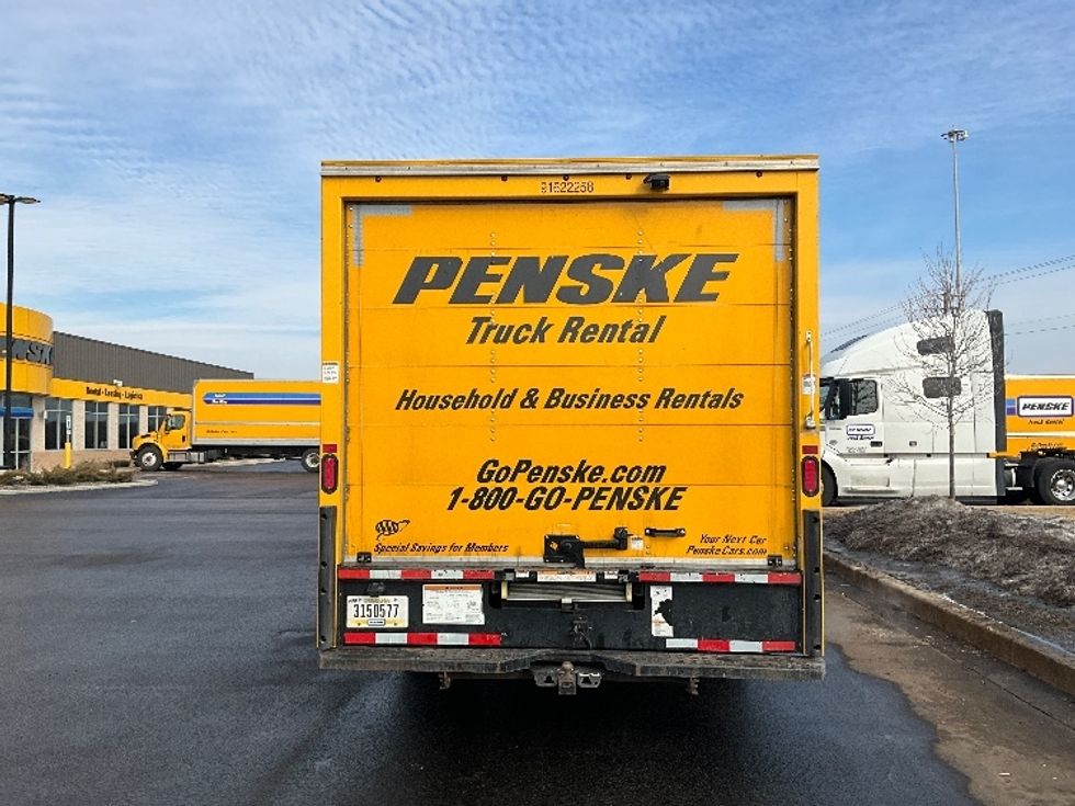 Light Duty Box Truck-Light and Medium Duty Trucks-Ford-2022-E350-East Chicago-IN-119,177\n\t\tmiles-$ 25,250 - Image 6