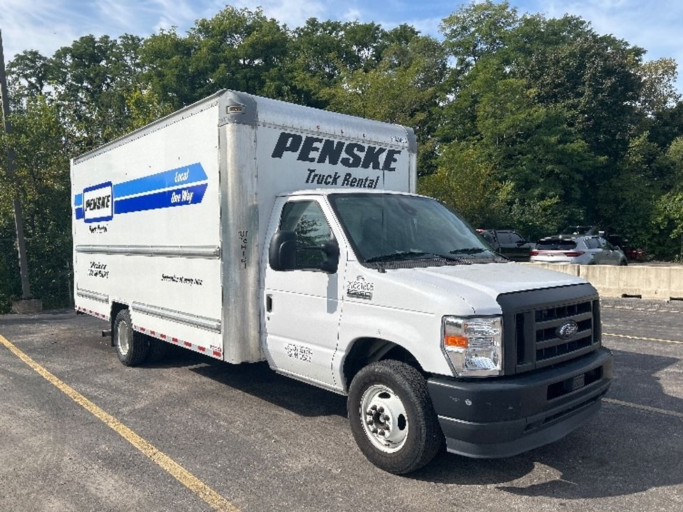 Light Duty Box Truck-Light and Medium Duty Trucks-Ford-2022-E350-East Chicago-IN-56,910\n\t\tmiles-$ 36,250 - Image 1