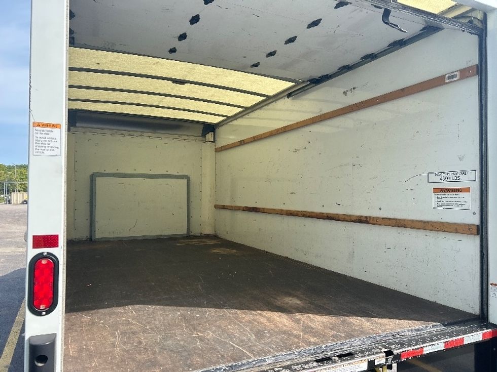 Light Duty Box Truck-Light and Medium Duty Trucks-Ford-2022-E350-East Chicago-IN-56,910\n\t\tmiles-$ 36,250 - Image 11