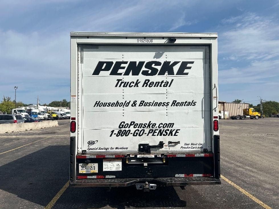 Light Duty Box Truck-Light and Medium Duty Trucks-Ford-2022-E350-East Chicago-IN-56,910\n\t\tmiles-$ 36,250 - Image 6