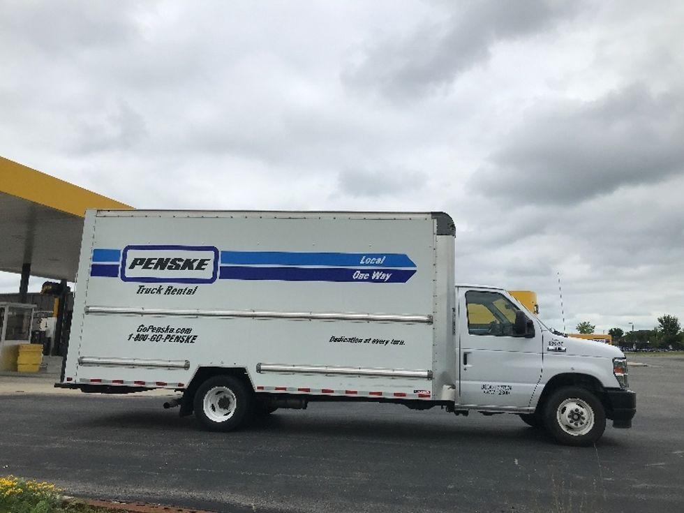 Light Duty Box Truck-Light and Medium Duty Trucks-Ford-2022-E350-East Chicago-IN-61,282\n\t\tmiles-$ 45,500 - Image 15