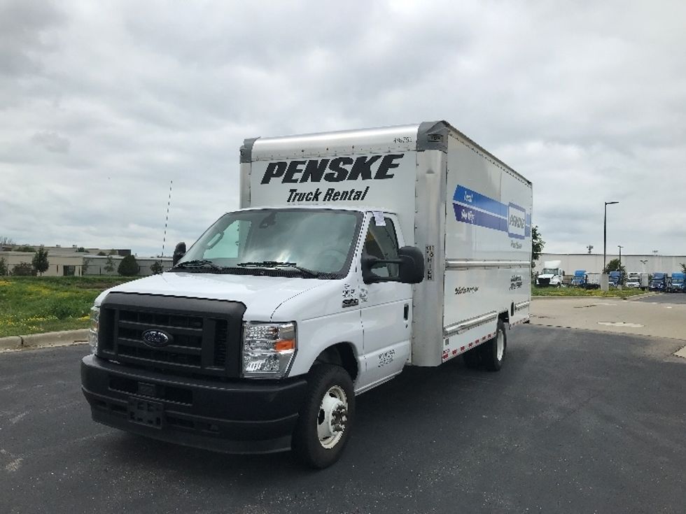 Light Duty Box Truck-Light and Medium Duty Trucks-Ford-2022-E350-East Chicago-IN-61,282\n\t\tmiles-$ 45,500 - Image 3