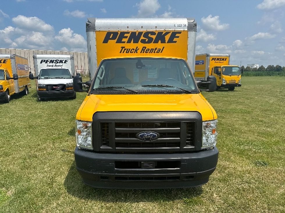 Light Duty Box Truck-Light and Medium Duty Trucks-Ford-2022-E350-East Chicago-IN-75,918\n\t\tmiles-$ 39,000 - Image 2