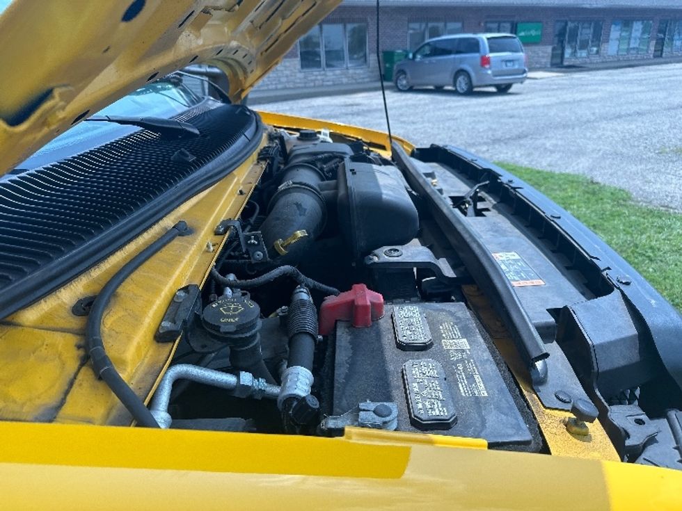 Light Duty Box Truck-Light and Medium Duty Trucks-Ford-2022-E350-East Chicago-IN-75,918\n\t\tmiles-$ 39,000 - Image 22