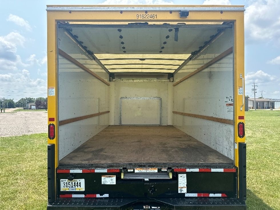Light Duty Box Truck-Light and Medium Duty Trucks-Ford-2022-E350-East Chicago-IN-75,918\n\t\tmiles-$ 39,000 - Image 8