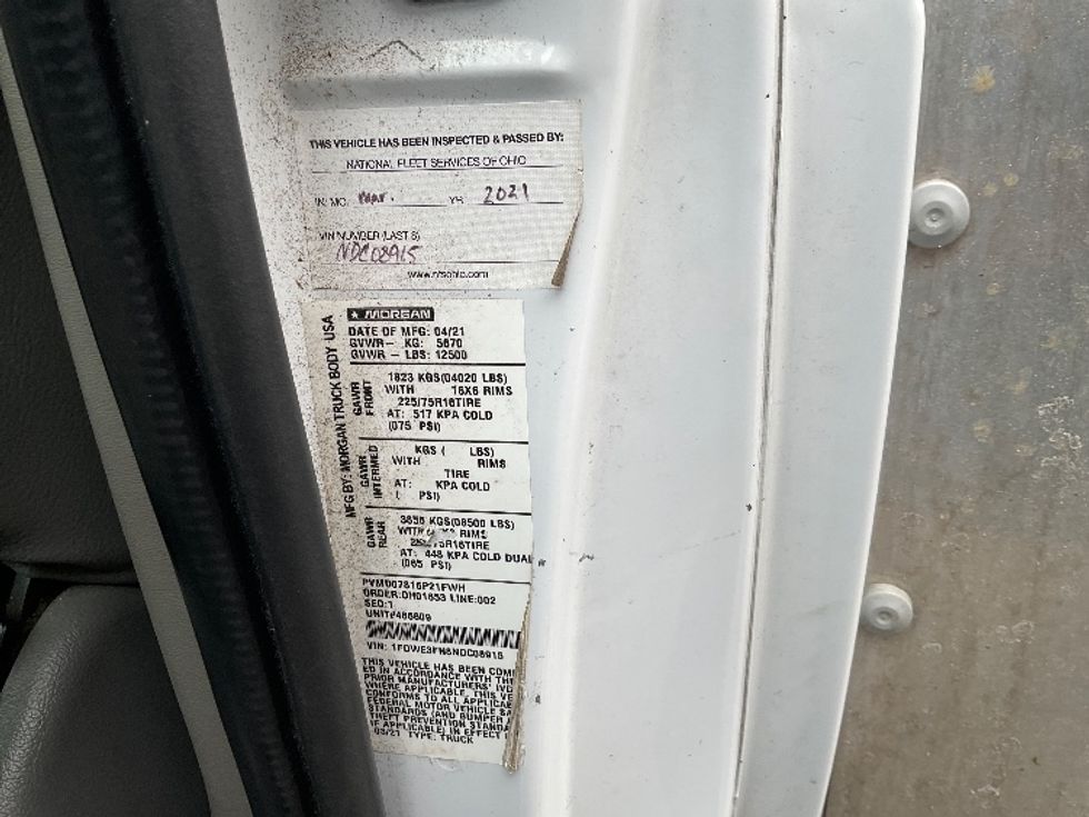 Light Duty Box Truck-Light and Medium Duty Trucks-Ford-2022-E350-East Chicago-IN-82,394\n\t\tmiles-$ 39,250 - Image 25