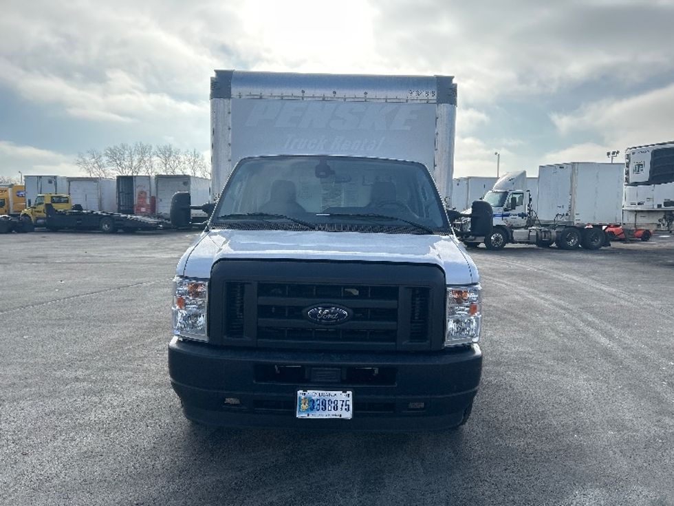 Light Duty Box Truck-Light and Medium Duty Trucks-Ford-2022-E350-East Chicago-IN-88,510\n\t\tmiles-$ 32,750 - Image 2
