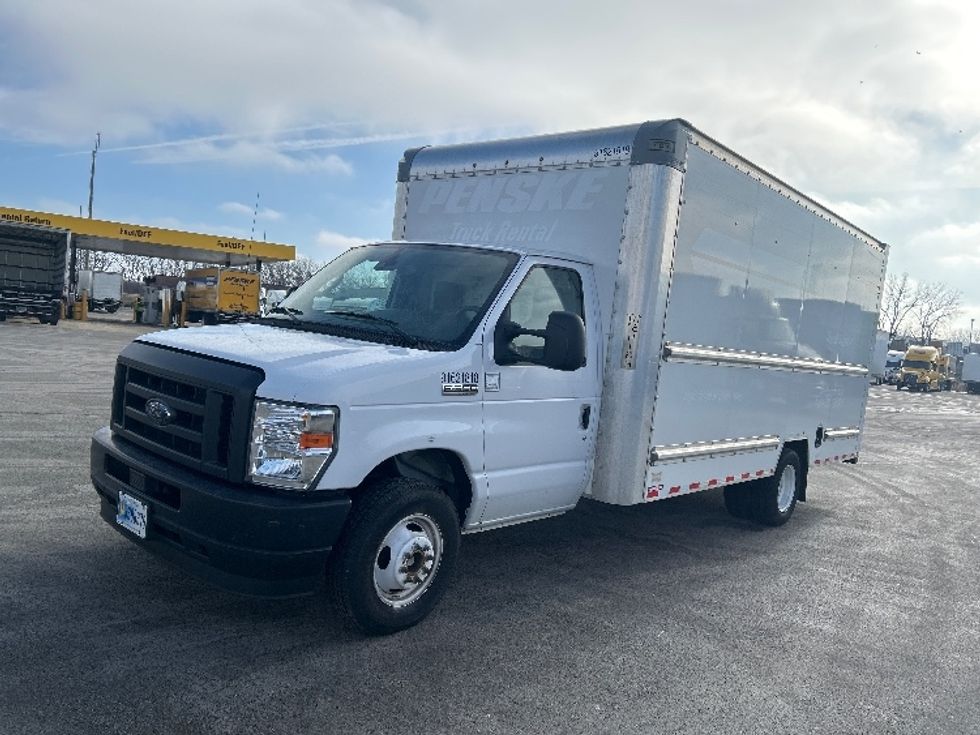 Light Duty Box Truck-Light and Medium Duty Trucks-Ford-2022-E350-East Chicago-IN-88,510\n\t\tmiles-$ 32,750 - Image 3