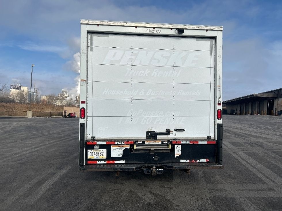 Light Duty Box Truck-Light and Medium Duty Trucks-Ford-2022-E350-East Chicago-IN-88,510\n\t\tmiles-$ 32,750 - Image 7