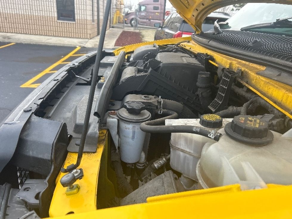 Light Duty Box Truck-Light and Medium Duty Trucks-Ford-2022-E350-East Chicago-IN-88,680\n\t\tmiles-$ 29,750 - Image 24