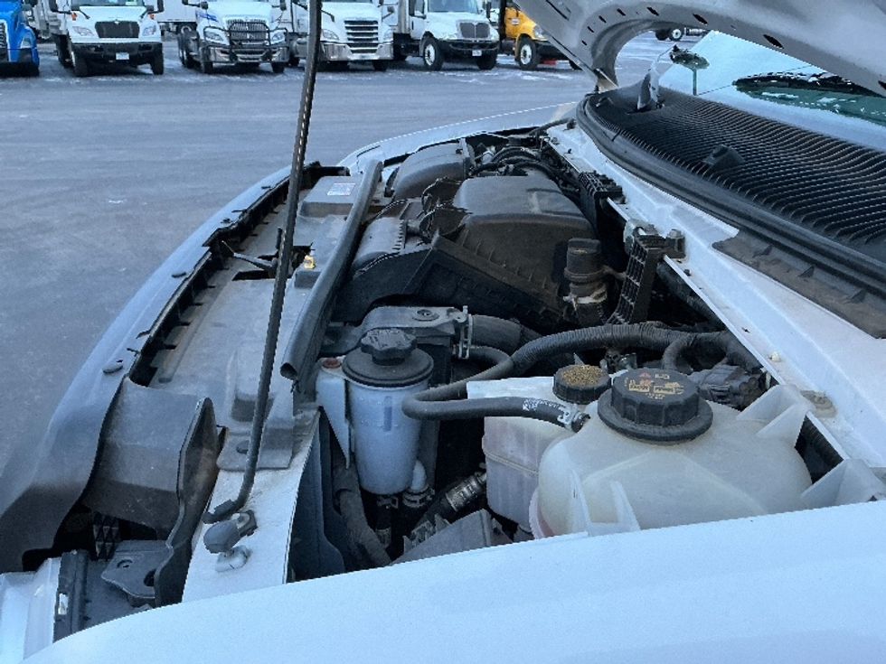 Light Duty Box Truck-Light and Medium Duty Trucks-Ford-2022-E350-East Chicago-IN-88,792\n\t\tmiles-$ 32,750 - Image 24