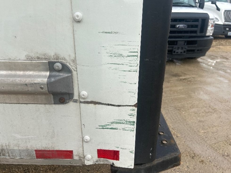 Light Duty Box Truck-Light and Medium Duty Trucks-Ford-2022-E350-East Chicago-IN-90,935\n\t\tmiles-$ 32,500 - Image 25