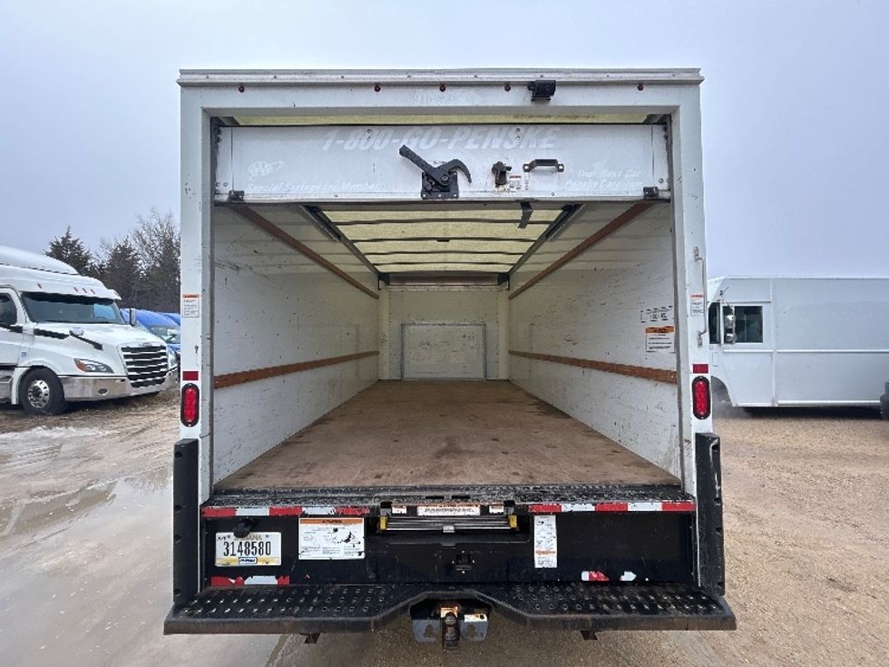 Light Duty Box Truck-Light and Medium Duty Trucks-Ford-2022-E350-East Chicago-IN-90,935\n\t\tmiles-$ 32,500 - Image 9