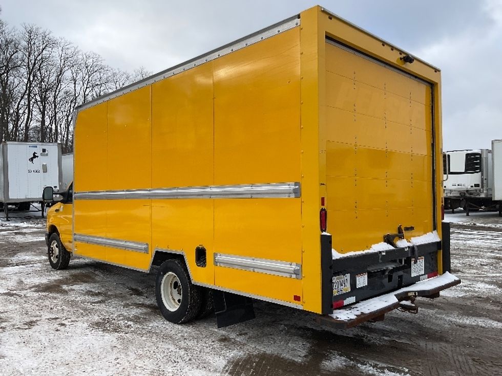 Light Duty Box Truck-Light and Medium Duty Trucks-Ford-2022-E350-East Chicago-IN-93,771\n\t\tmiles-$ 29,000 - Image 5