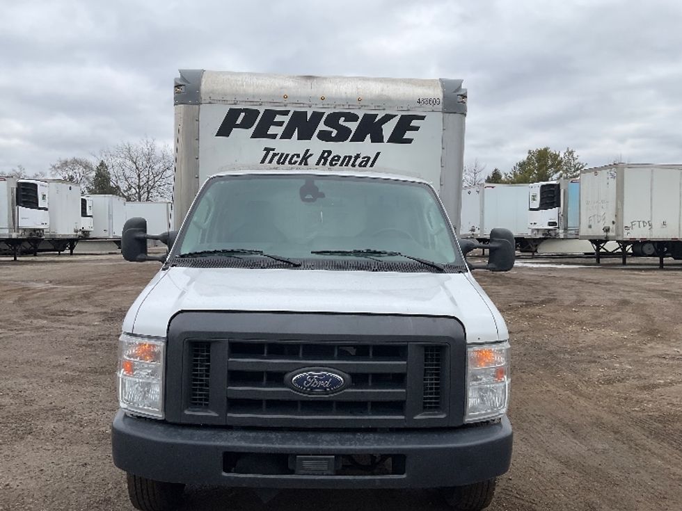 Light Duty Box Truck-Light and Medium Duty Trucks-Ford-2022-E350-East Chicago-IN-93,831\n\t\tmiles-$ 32,000 - Image 2