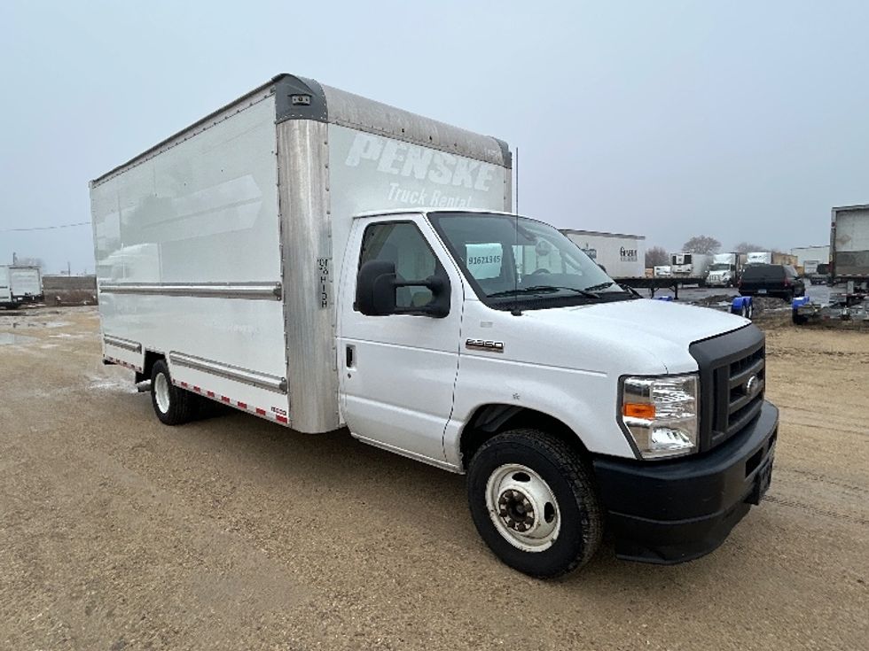 Light Duty Box Truck-Light and Medium Duty Trucks-Ford-2022-E350-East Chicago-IN-95,155\n\t\tmiles-$ 32,000 - Image 1
