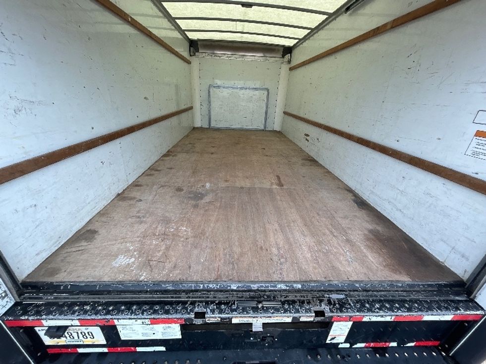 Light Duty Box Truck-Light and Medium Duty Trucks-Ford-2022-E350-East Chicago-IN-95,155\n\t\tmiles-$ 32,000 - Image 10