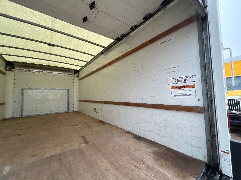 Light Duty Box Truck-Light and Medium Duty Trucks-Ford-2022-E350-East Chicago-IN-95,155\n\t\tmiles-$ 32,000 - Image 12