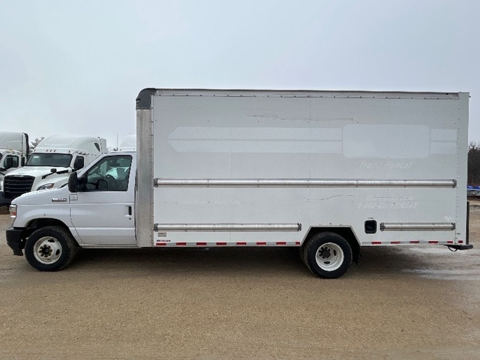 Light Duty Box Truck-Light and Medium Duty Trucks-Ford-2022-E350-East Chicago-IN-95,155\n\t\tmiles-$ 32,000 - Image 4