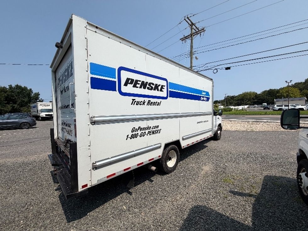 Light Duty Box Truck-Light and Medium Duty Trucks-Ford-2022-E350-Edison-NJ-132,020\n\t\tmiles-$ 25,500 - Image 12