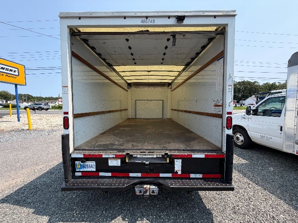 Light Duty Box Truck-Light and Medium Duty Trucks-Ford-2022-E350-Edison-NJ-132,020\n\t\tmiles-$ 25,500 - Image 8