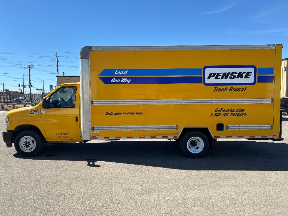 Light Duty Box Truck-Light and Medium Duty Trucks-Ford-2022-E350-El Centro-CA-121,978\n\t\tmiles-$ 25,250 - Image 4