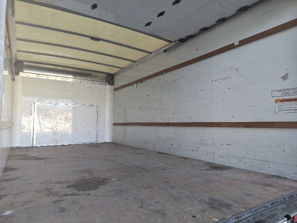 Light Duty Box Truck-Light and Medium Duty Trucks-Ford-2022-E350-El Paso-TX-102,037\n\t\tmiles-$ 32,250 - Image 10