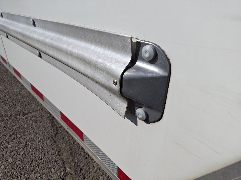 Light Duty Box Truck-Light and Medium Duty Trucks-Ford-2022-E350-El Paso-TX-102,037\n\t\tmiles-$ 32,250 - Image 24