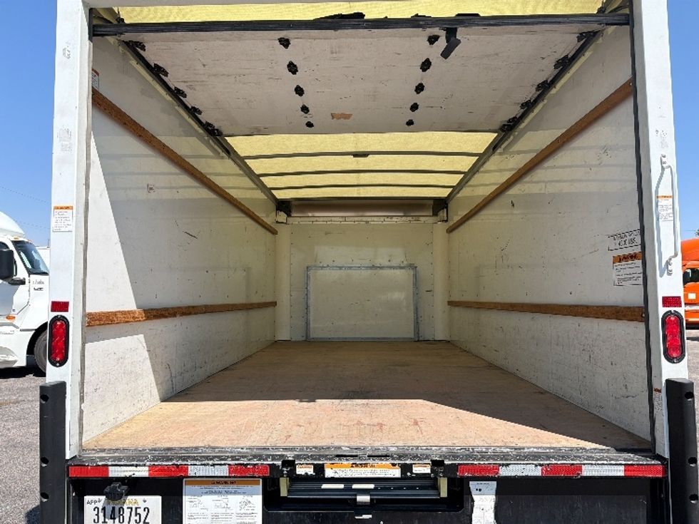Light Duty Box Truck-Light and Medium Duty Trucks-Ford-2022-E350-El Paso-TX-124,478\n\t\tmiles-$ 26,250 - Image 10
