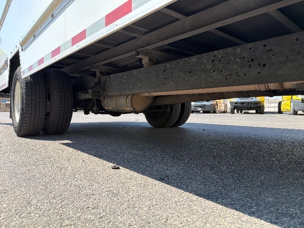 Light Duty Box Truck-Light and Medium Duty Trucks-Ford-2022-E350-El Paso-TX-124,478\n\t\tmiles-$ 26,250 - Image 14