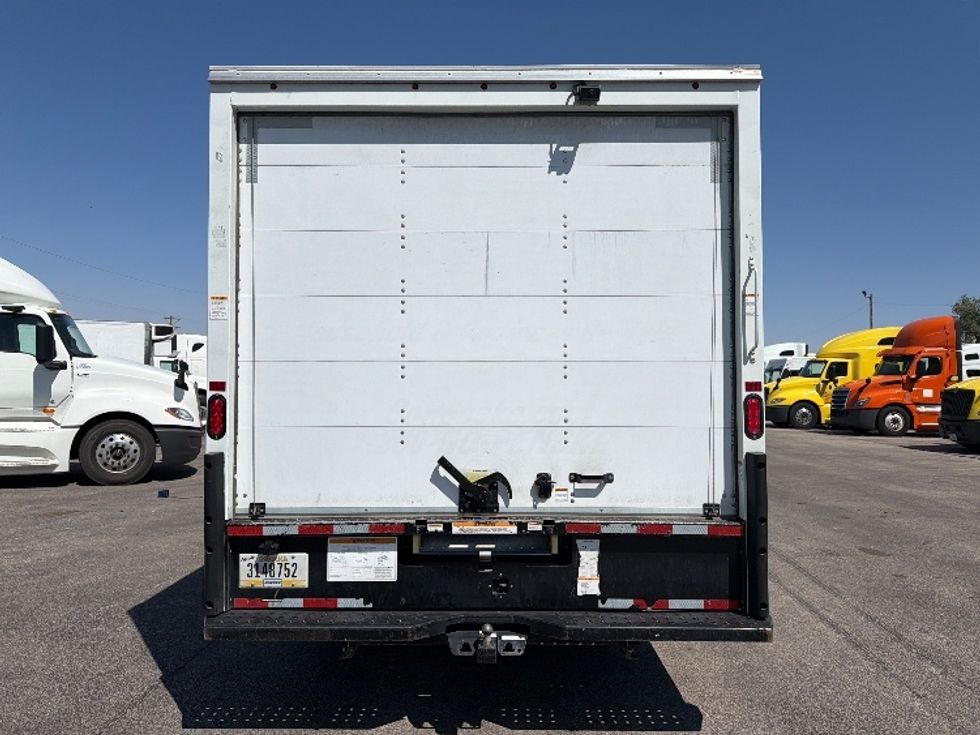 Light Duty Box Truck-Light and Medium Duty Trucks-Ford-2022-E350-El Paso-TX-124,478\n\t\tmiles-$ 26,250 - Image 7