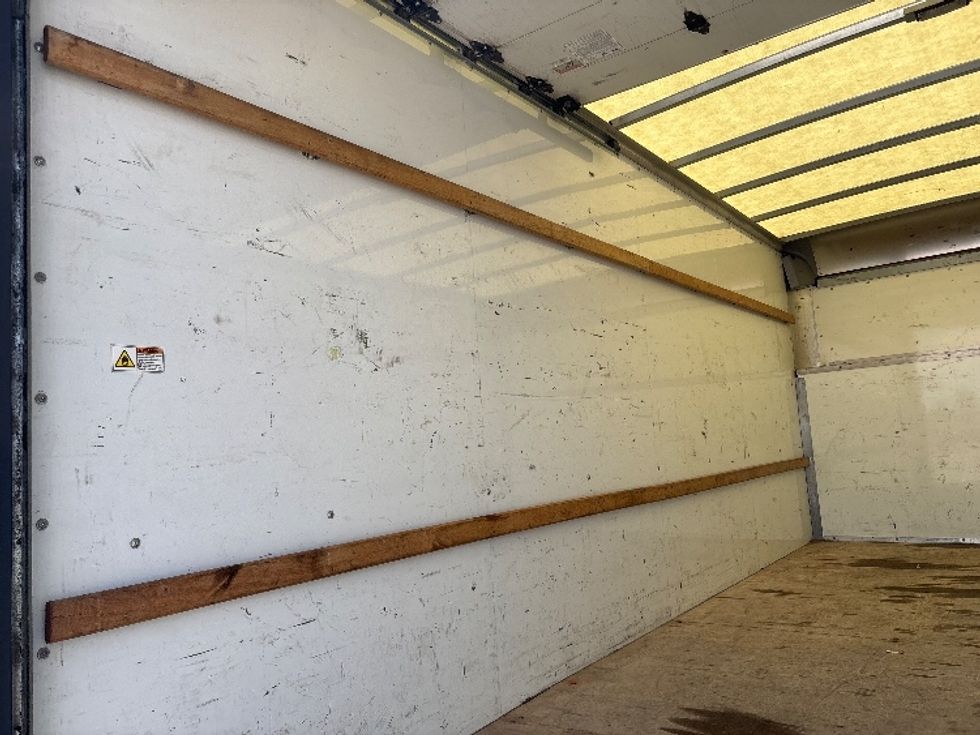 Light Duty Box Truck-Light and Medium Duty Trucks-Ford-2022-E350-El Paso-TX-131,865\n\t\tmiles-$ 26,000 - Image 10