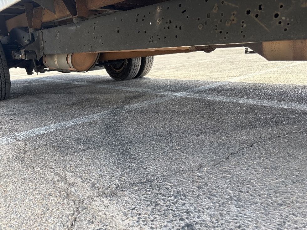Light Duty Box Truck-Light and Medium Duty Trucks-Ford-2022-E350-El Paso-TX-131,865\n\t\tmiles-$ 26,000 - Image 13
