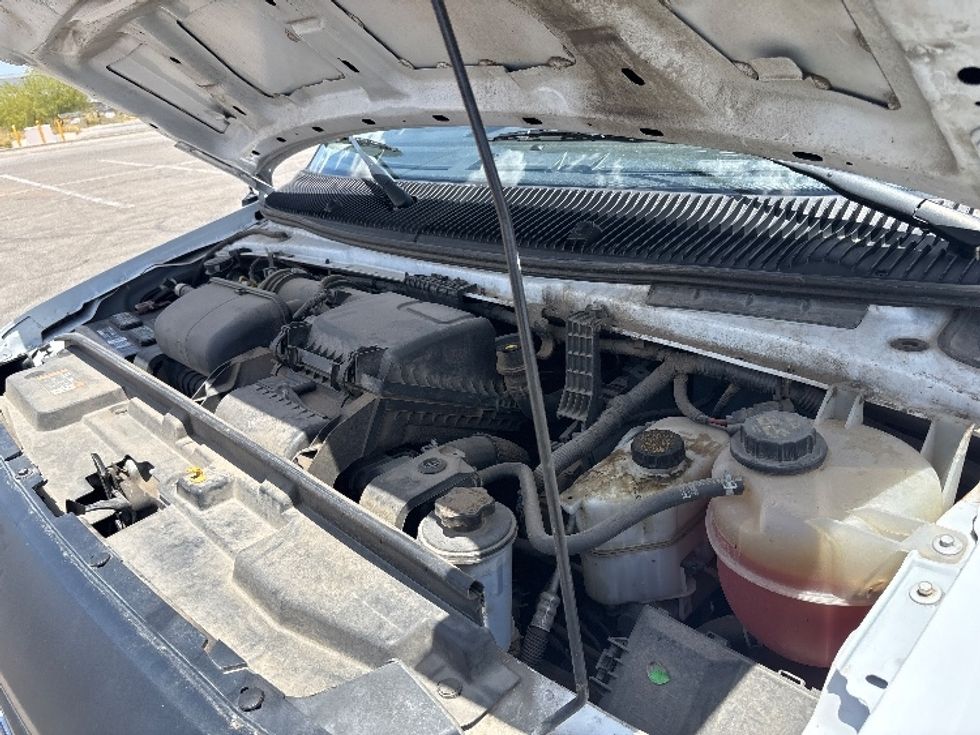 Light Duty Box Truck-Light and Medium Duty Trucks-Ford-2022-E350-El Paso-TX-131,865\n\t\tmiles-$ 26,000 - Image 23
