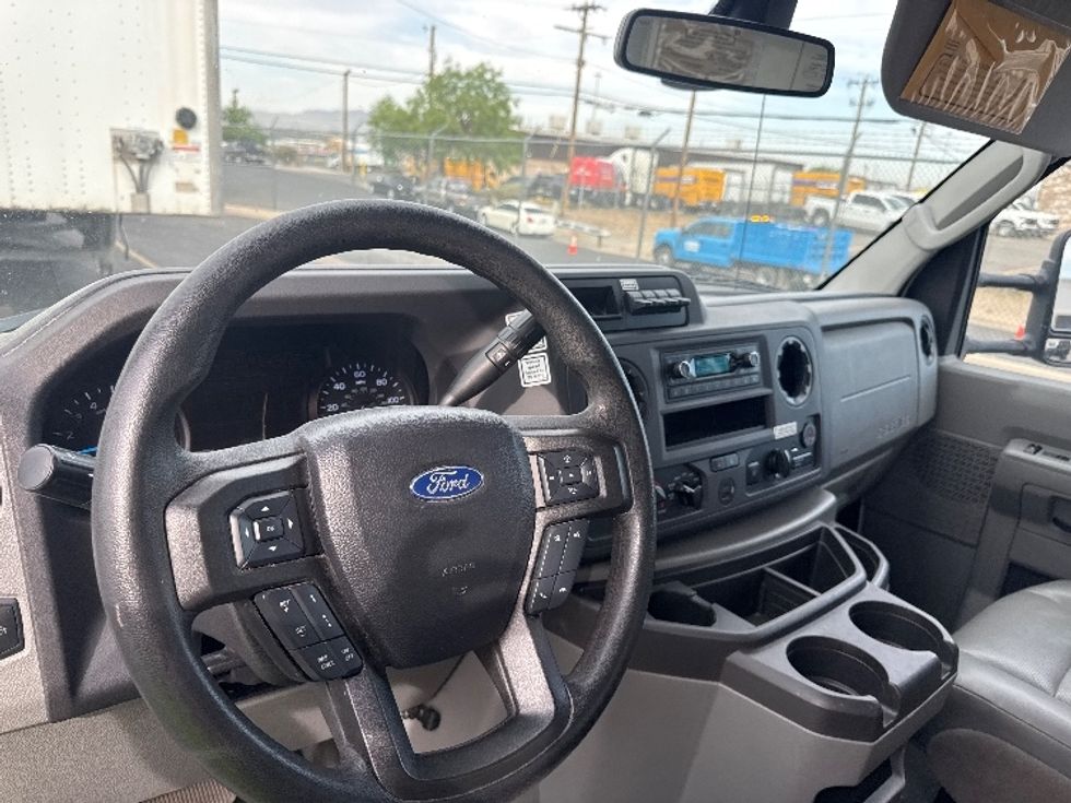 Light Duty Box Truck-Light and Medium Duty Trucks-Ford-2022-E350-El Paso-TX-95,856\n\t\tmiles-$ 30,500 - Image 15
