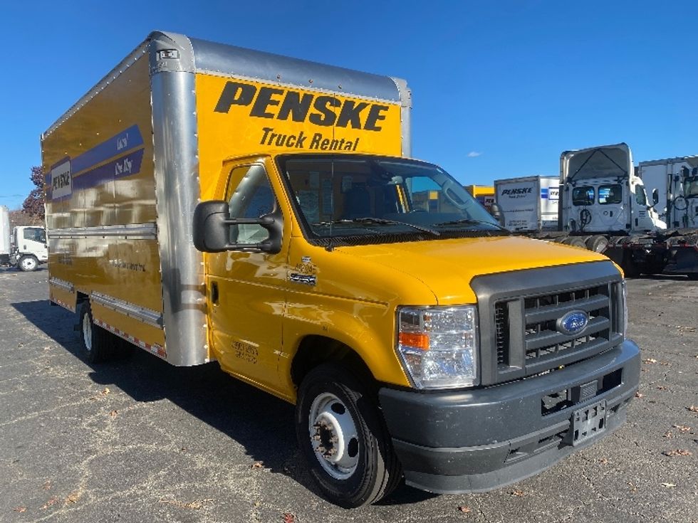 Light Duty Box Truck-Light and Medium Duty Trucks-Ford-2022-E350-Elmsford-NY-118,862\n\t\tmiles-$ 25,250 - Image 1