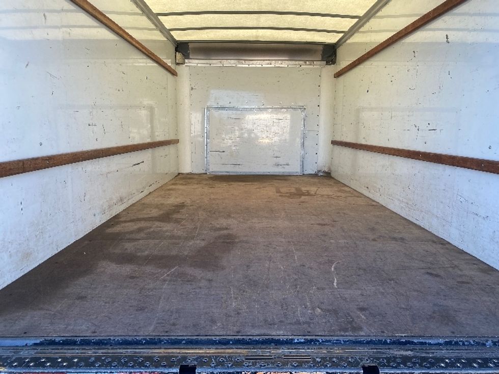 Light Duty Box Truck-Light and Medium Duty Trucks-Ford-2022-E350-Elmsford-NY-118,862\n\t\tmiles-$ 25,250 - Image 10