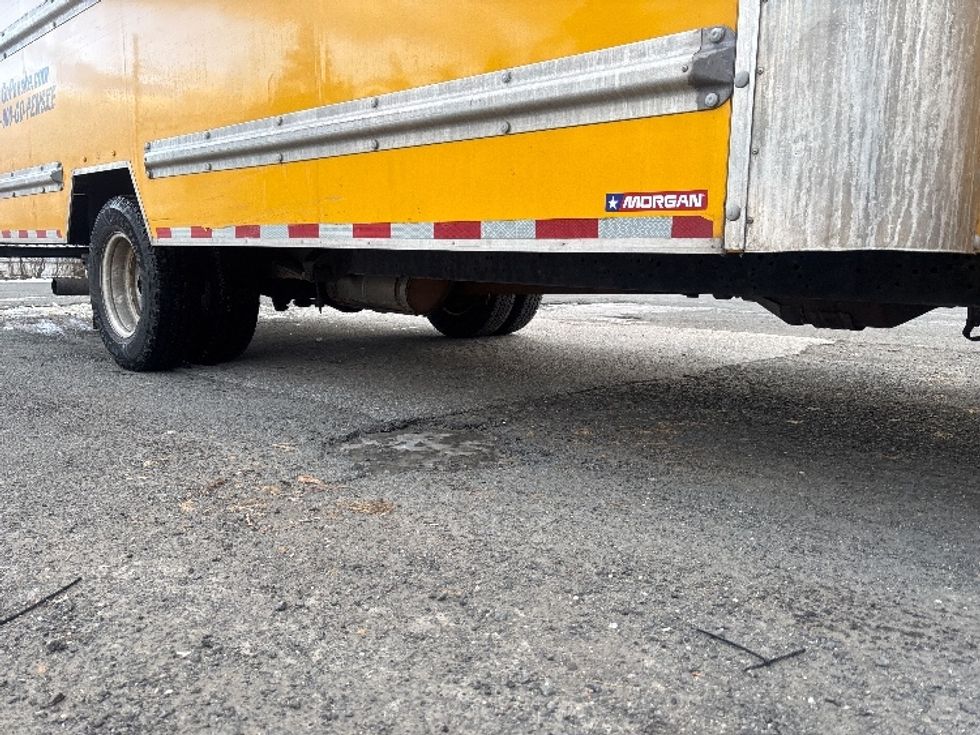 Light Duty Box Truck-Light and Medium Duty Trucks-Ford-2022-E350-Elmsford-NY-95,123\n\t\tmiles-$ 27,000 - Image 14