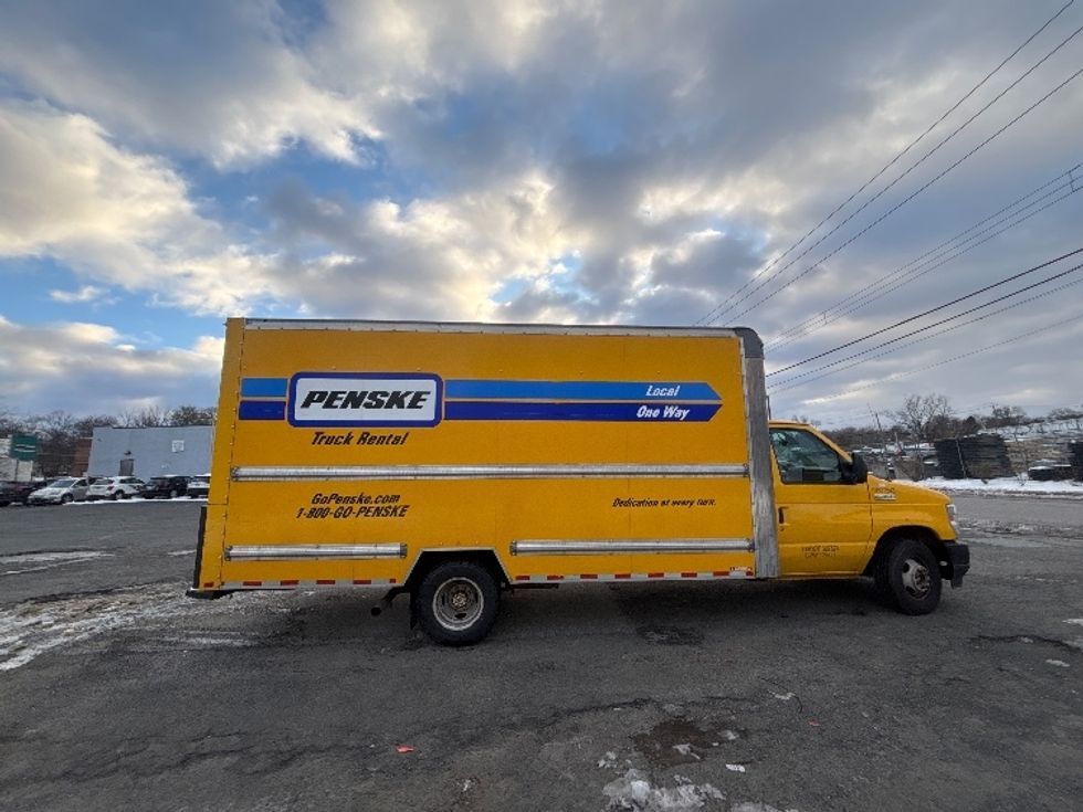Light Duty Box Truck-Light and Medium Duty Trucks-Ford-2022-E350-Elmsford-NY-95,123\n\t\tmiles-$ 27,000 - Image 15