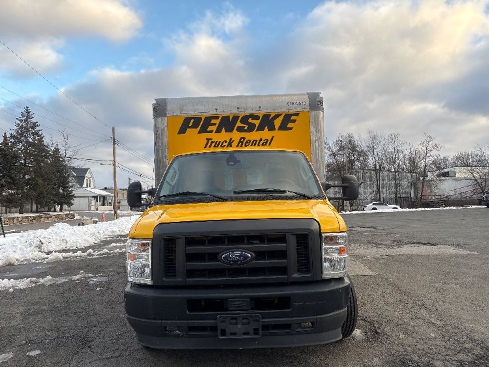 Light Duty Box Truck-Light and Medium Duty Trucks-Ford-2022-E350-Elmsford-NY-95,123\n\t\tmiles-$ 27,000 - Image 2