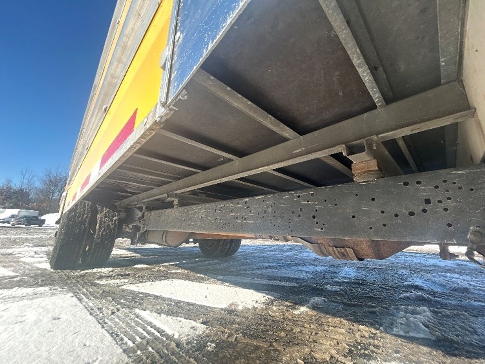 Light Duty Box Truck-Light and Medium Duty Trucks-Ford-2022-E350-Erie-PA-107,599\n\t\tmiles-$ 26,250 - Image 14