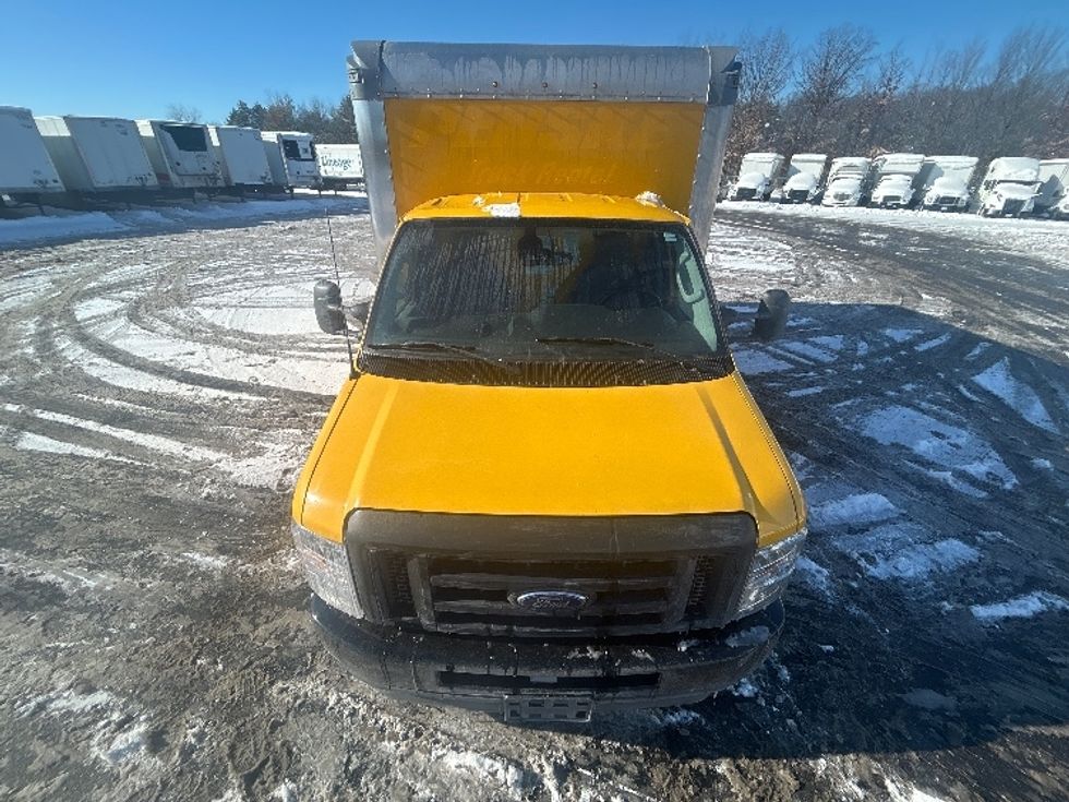 Light Duty Box Truck-Light and Medium Duty Trucks-Ford-2022-E350-Erie-PA-107,599\n\t\tmiles-$ 26,250 - Image 26