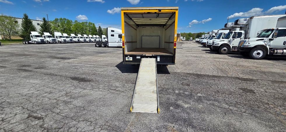 Light Duty Box Truck-Light and Medium Duty Trucks-Ford-2022-E350-Erie-PA-107,633\n\t\tmiles-$ 25,250 - Image 10