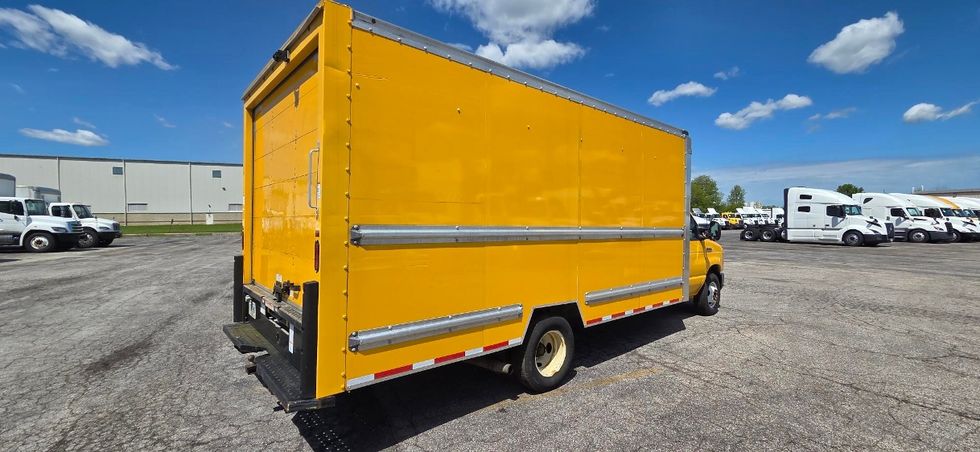 Light Duty Box Truck-Light and Medium Duty Trucks-Ford-2022-E350-Erie-PA-107,633\n\t\tmiles-$ 25,250 - Image 3