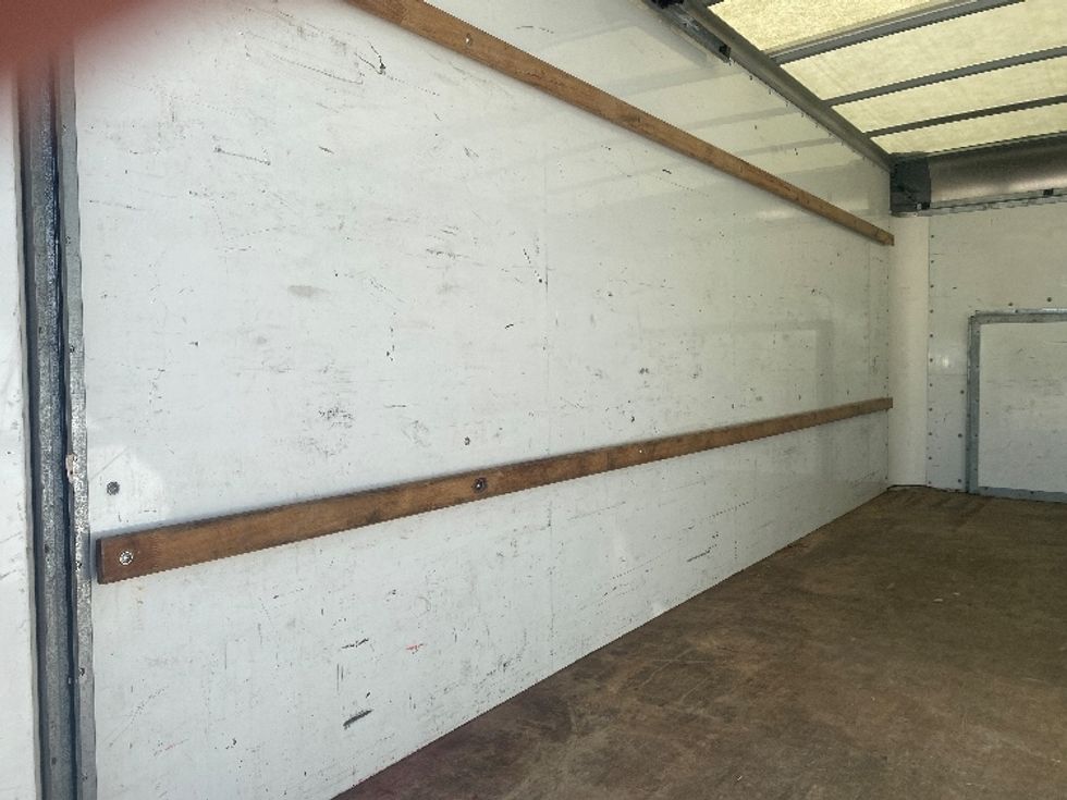 Light Duty Box Truck-Light and Medium Duty Trucks-Ford-2022-E350-Erlanger-KY-99,173\n\t\tmiles-$ 30,000 - Image 11