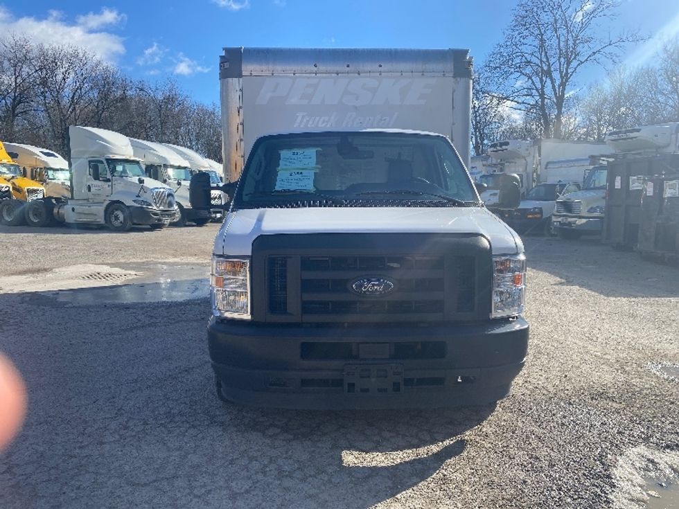 Light Duty Box Truck-Light and Medium Duty Trucks-Ford-2022-E350-Erlanger-KY-99,173\n\t\tmiles-$ 30,000 - Image 2