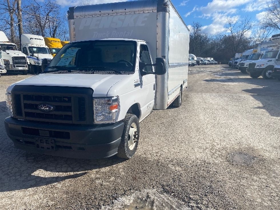 Light Duty Box Truck-Light and Medium Duty Trucks-Ford-2022-E350-Erlanger-KY-99,173\n\t\tmiles-$ 30,000 - Image 3