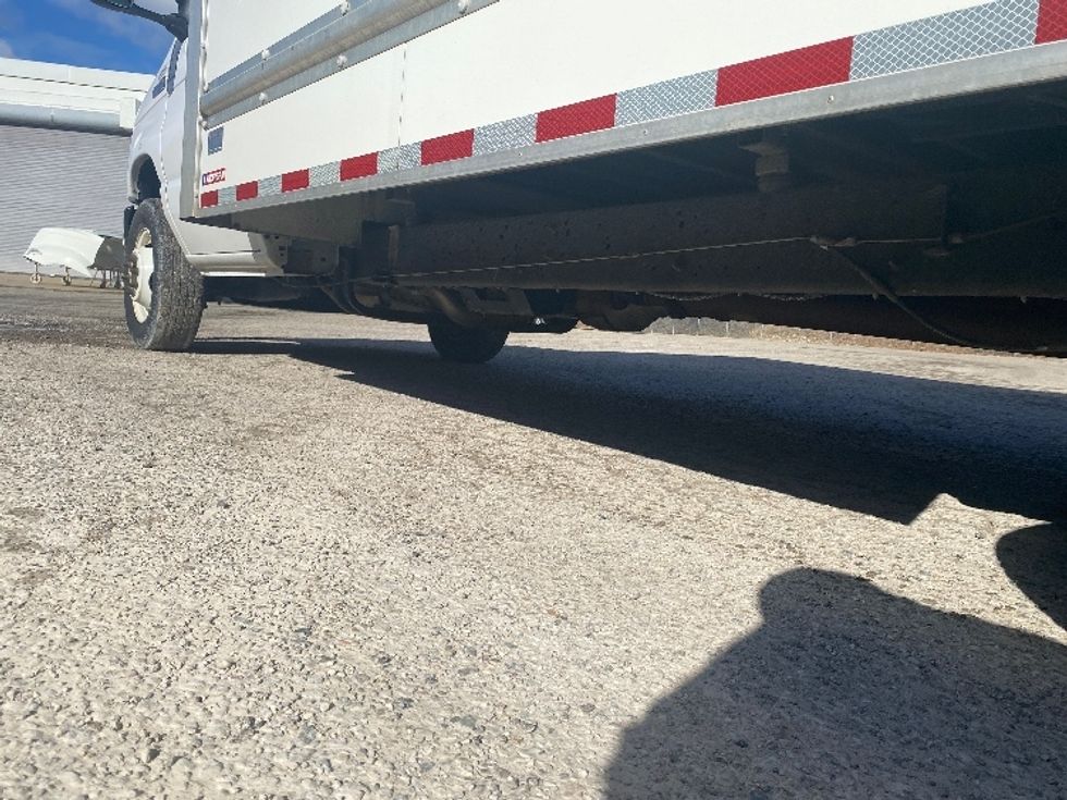 Light Duty Box Truck-Light and Medium Duty Trucks-Ford-2022-E350-Erlanger-KY-99,173\n\t\tmiles-$ 30,000 - Image 5