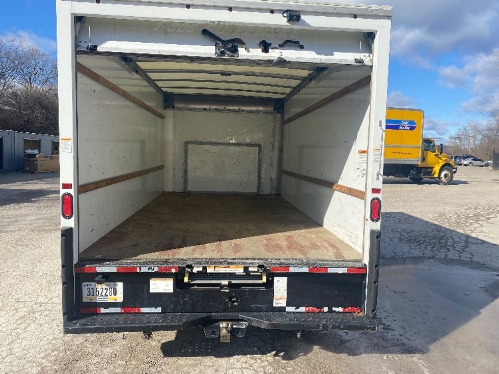 Light Duty Box Truck-Light and Medium Duty Trucks-Ford-2022-E350-Erlanger-KY-99,173\n\t\tmiles-$ 30,000 - Image 8
